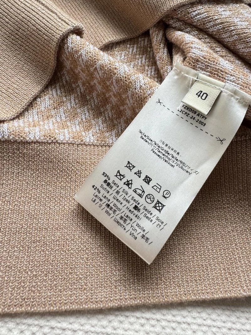 Sporty Fendi Sweaters 120561