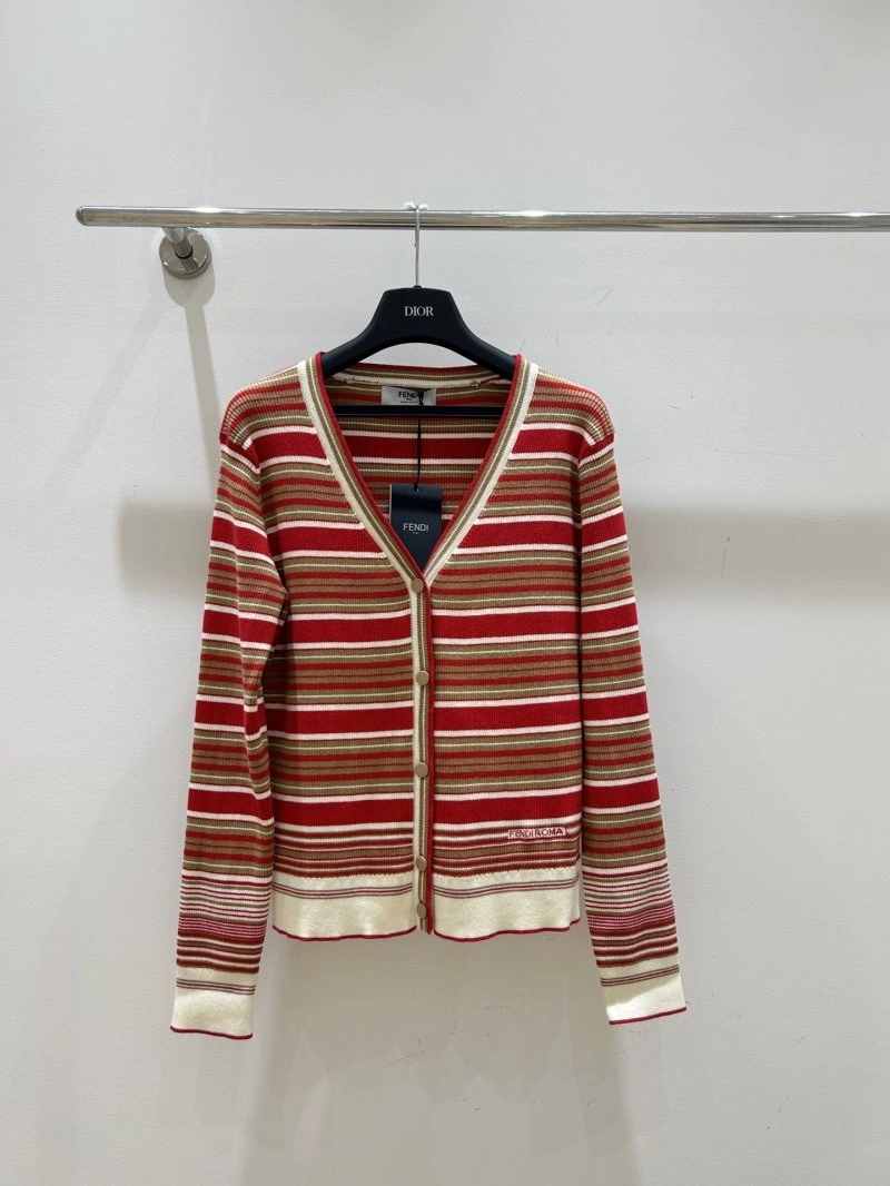 Snug Fendi Sweaters 120563