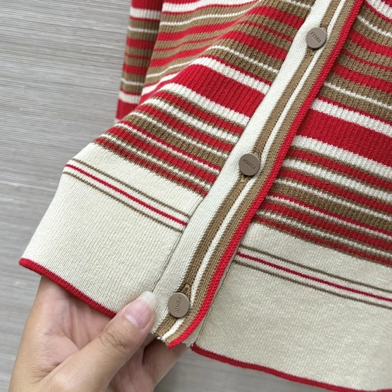Fendi Sweaters Lightweight 120558