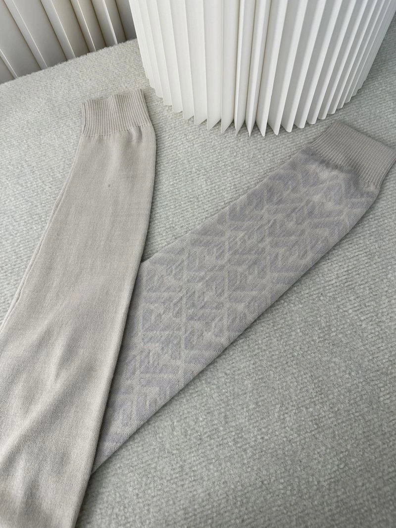 Timeless Fendi Sweaters 121484