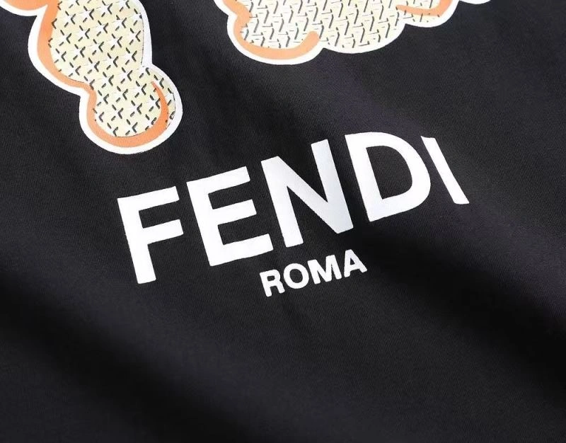 Fendi T-Shirts GoodFit 123376