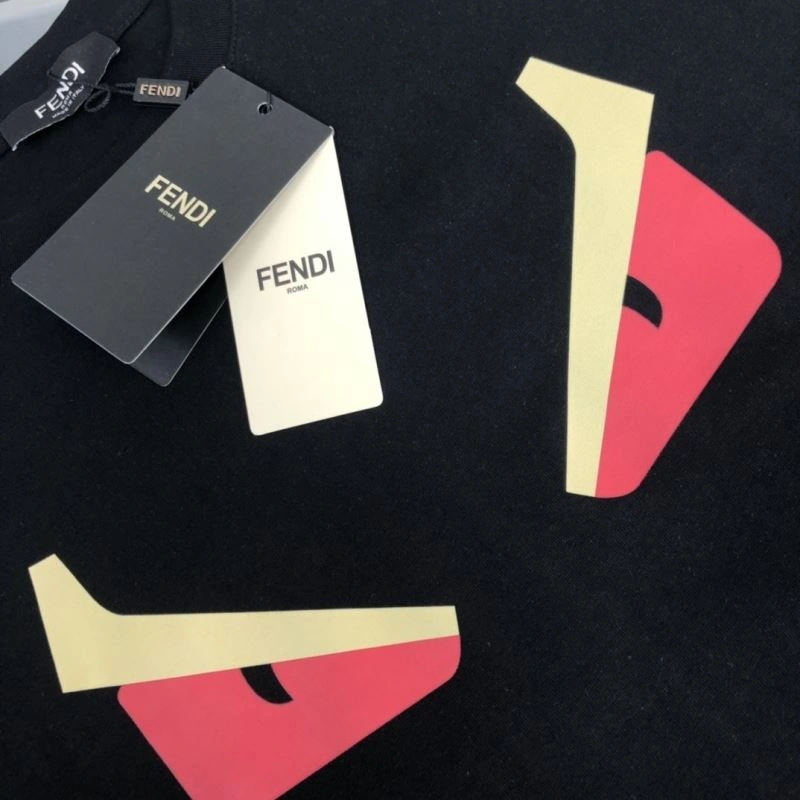 Fendi T-Shirts Breathable 123375
