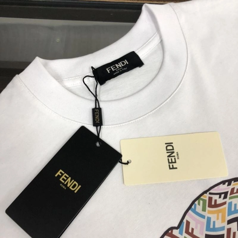 Fendi T-Shirts ModernLook 123373