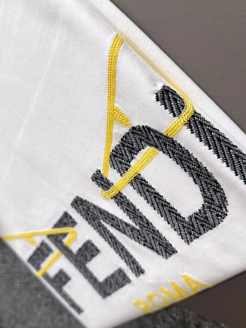Seasonal Fendi T-Shirts 120894