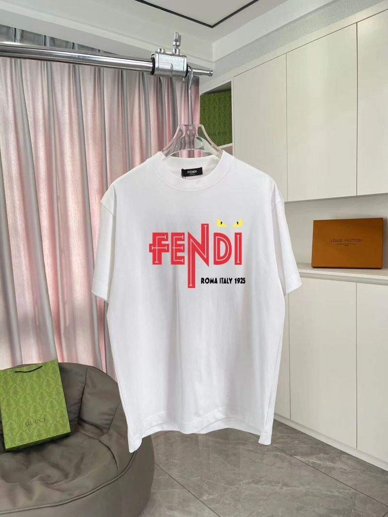Fendi T-Shirts Youthful 120889