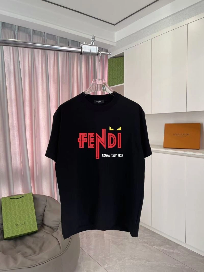 Fendi T-Shirts Youthful 120889