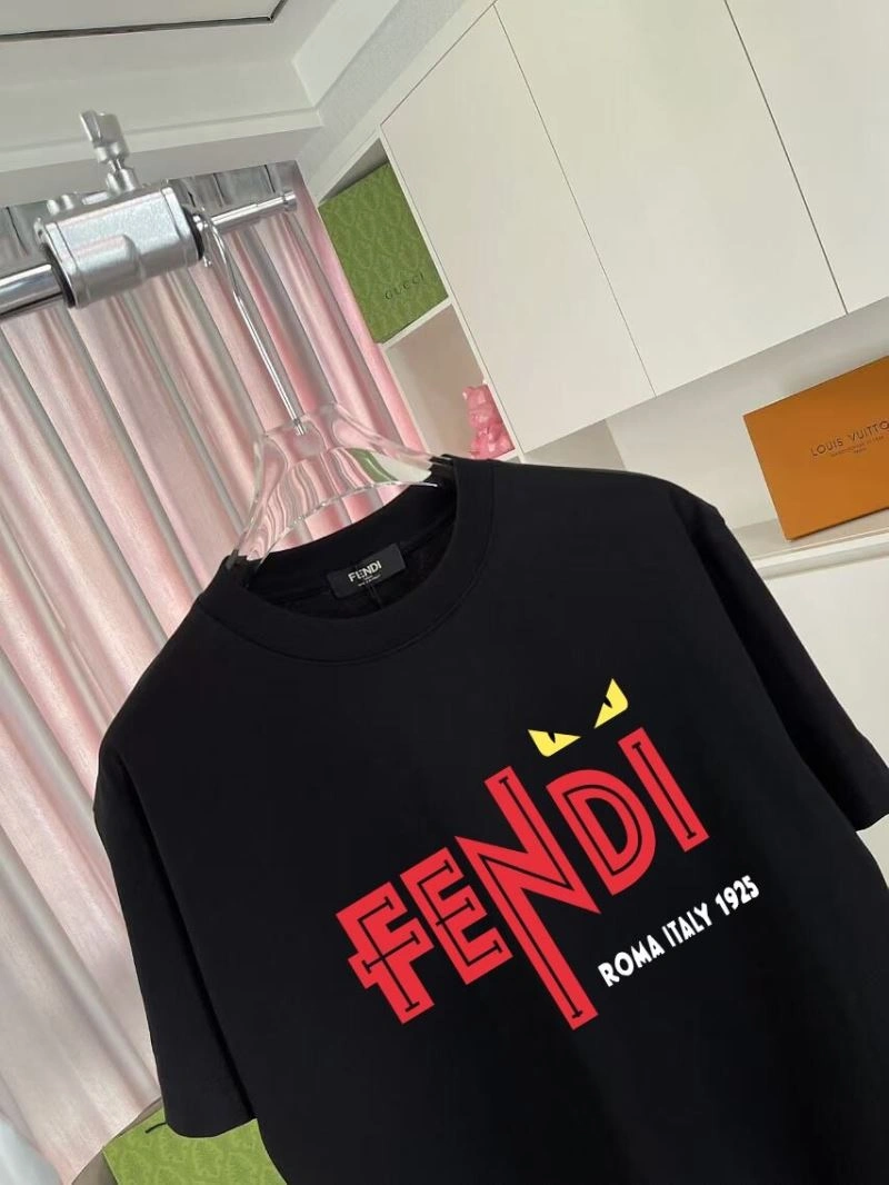 Fendi T-Shirts Youthful 120889