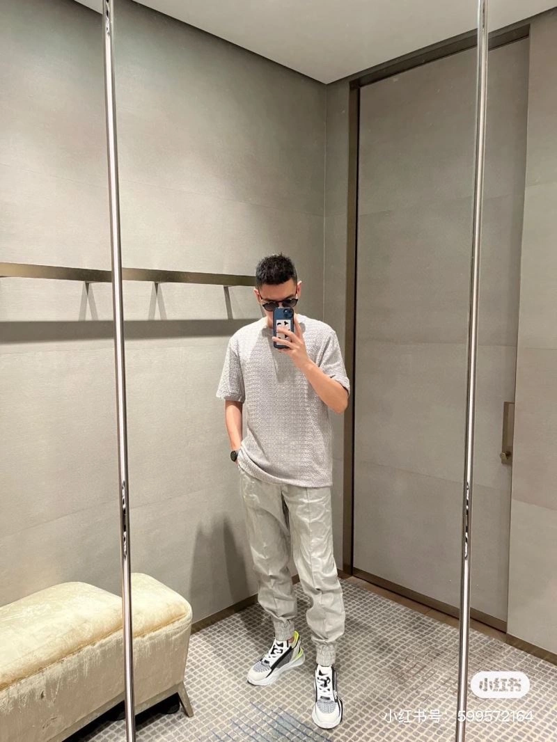 Soft Fendi T-Shirts 123079