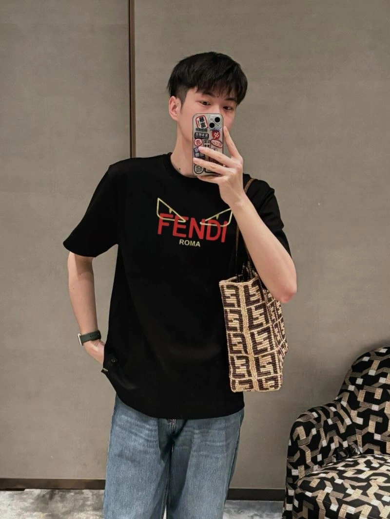 Contemporary Fendi T-Shirts 123076