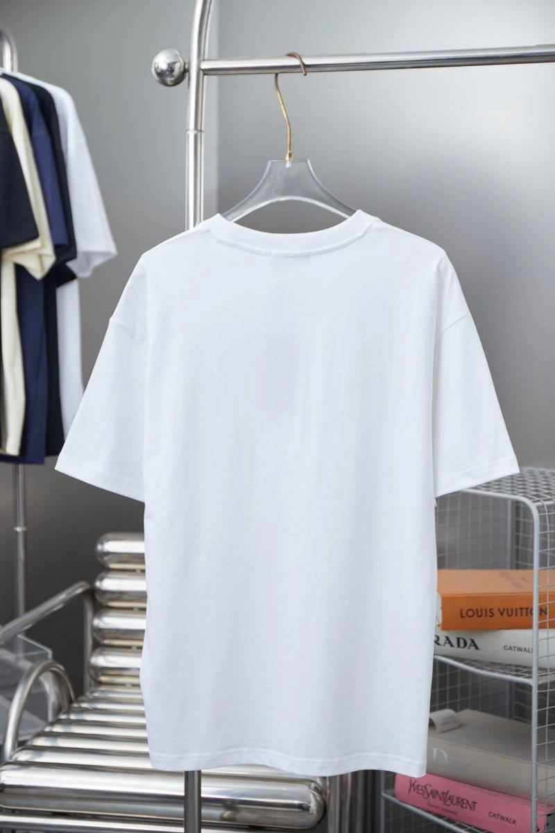 Sustainable Fendi T-Shirts 123071
