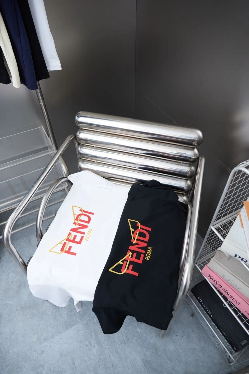 Sustainable Fendi T-Shirts 123071