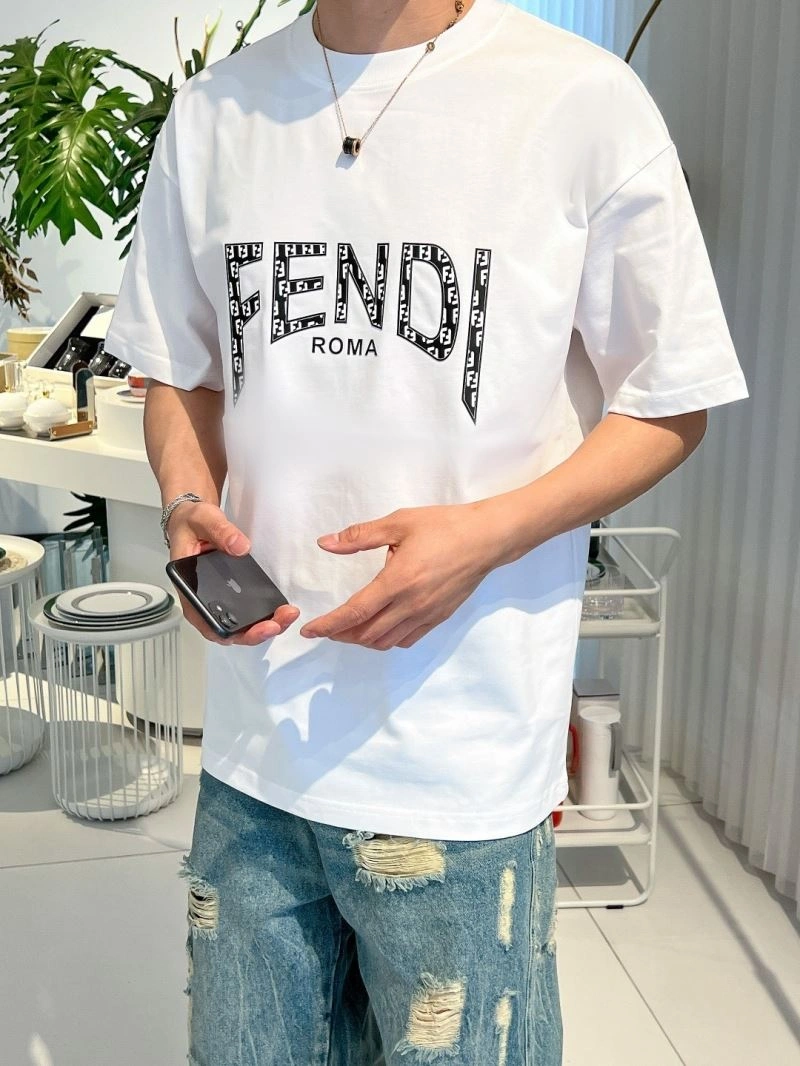 Tailored Fendi T-Shirts 123078