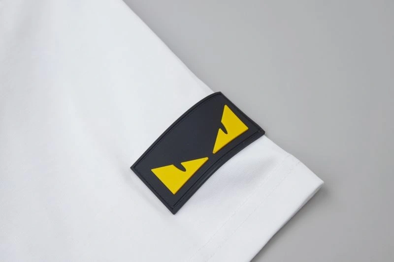 Fendi T-Shirts Resilient 123075