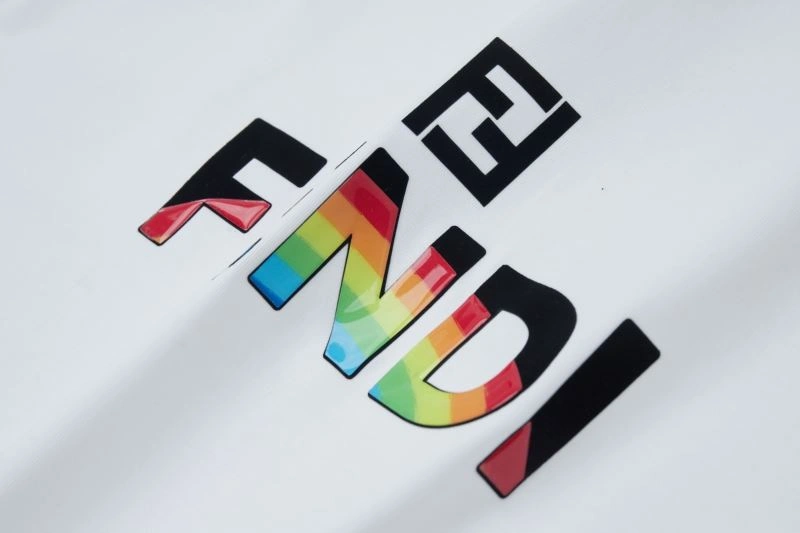 Fendi T-Shirts Resilient 123075
