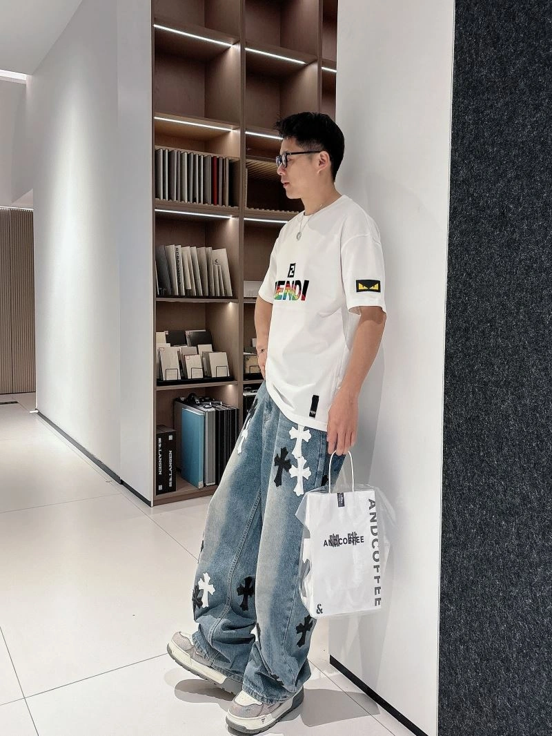 Fendi T-Shirts Resilient 123075