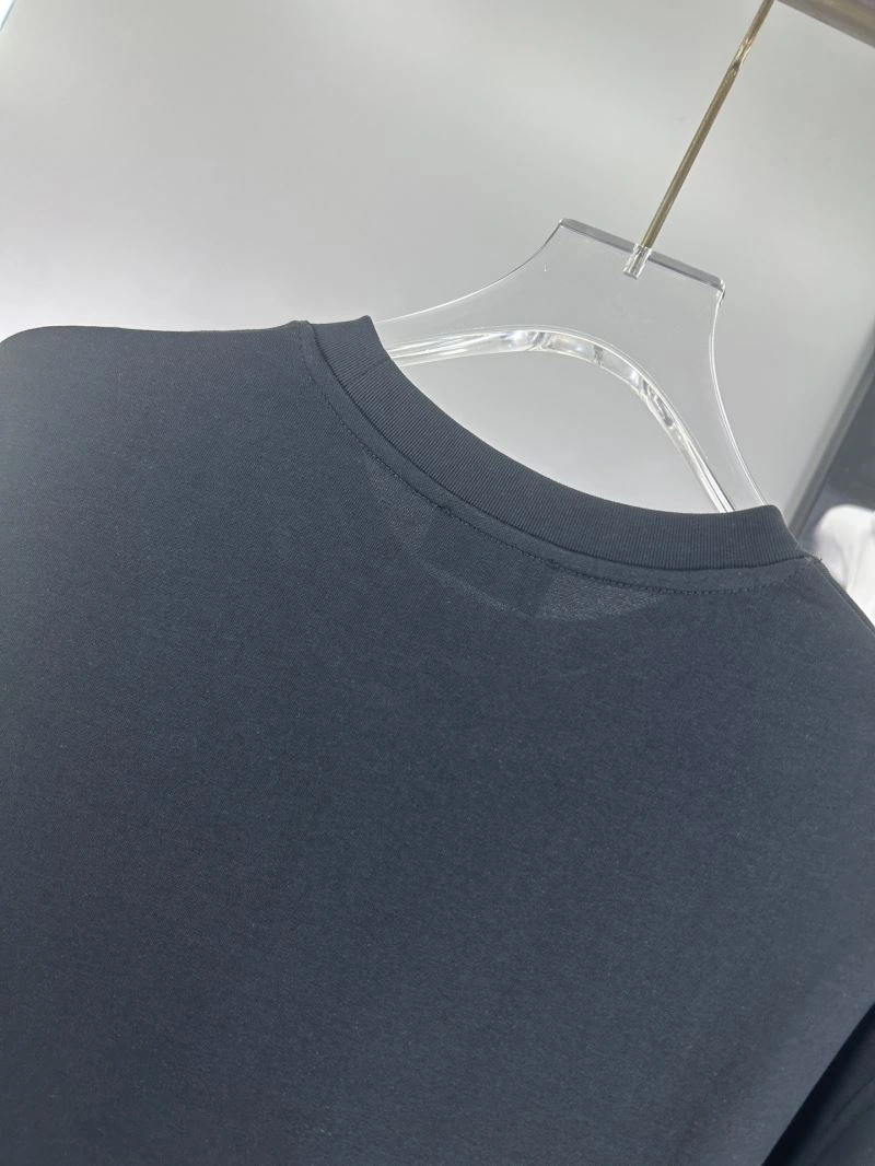 Fendi T-Shirts Trendsetting 123066