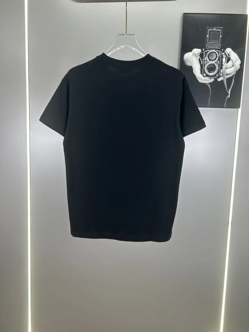 Fendi T-Shirts Trendsetting 123066