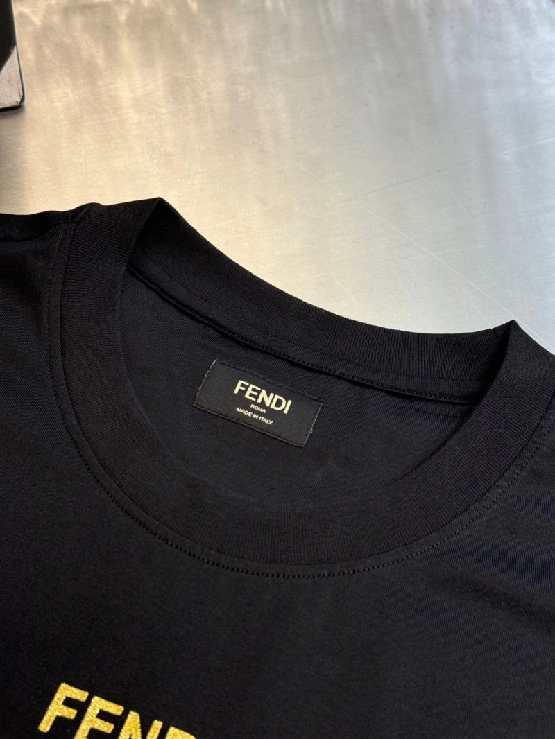 Fendi T-Shirts GoodFit 123041
