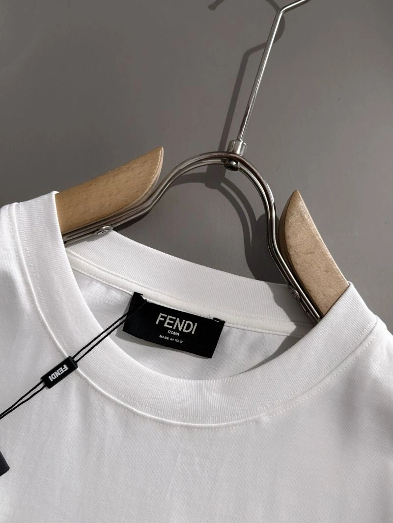 Bright Fendi T-Shirts 123037
