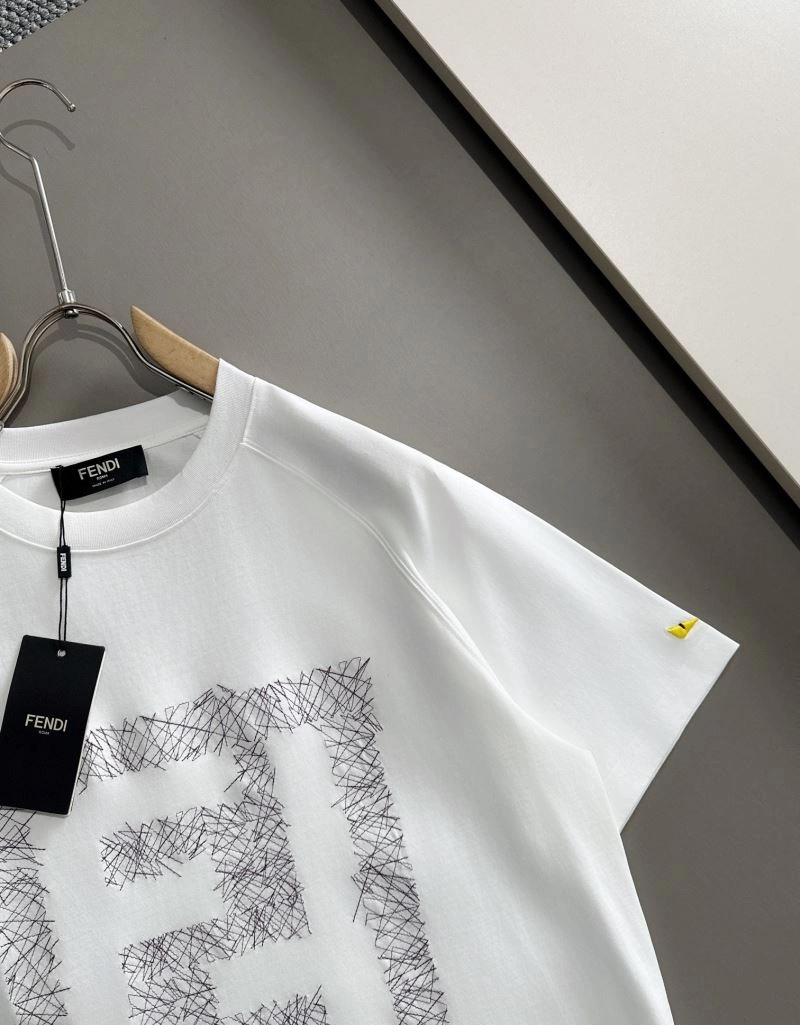 Durable Fendi T-Shirts 123039