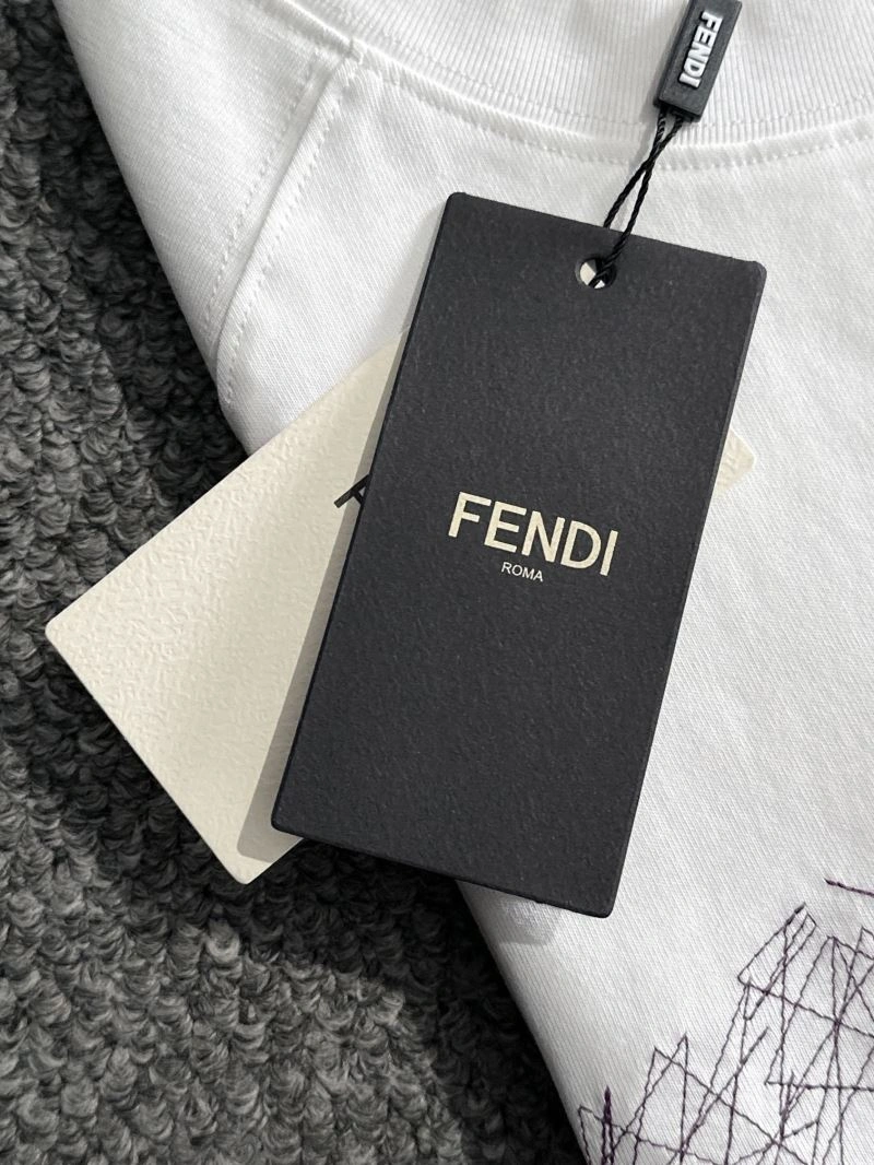 Durable Fendi T-Shirts 123039