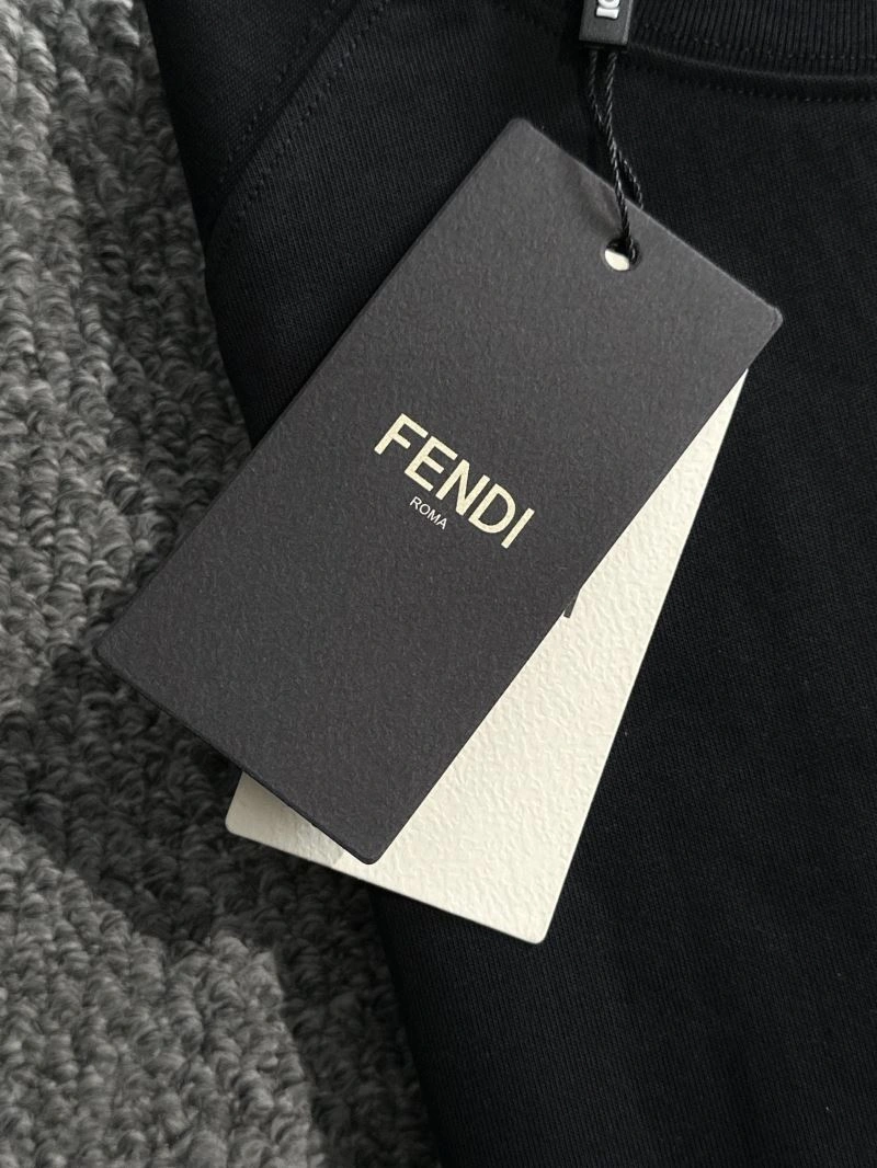 Stretchable Fendi T-Shirts 123019