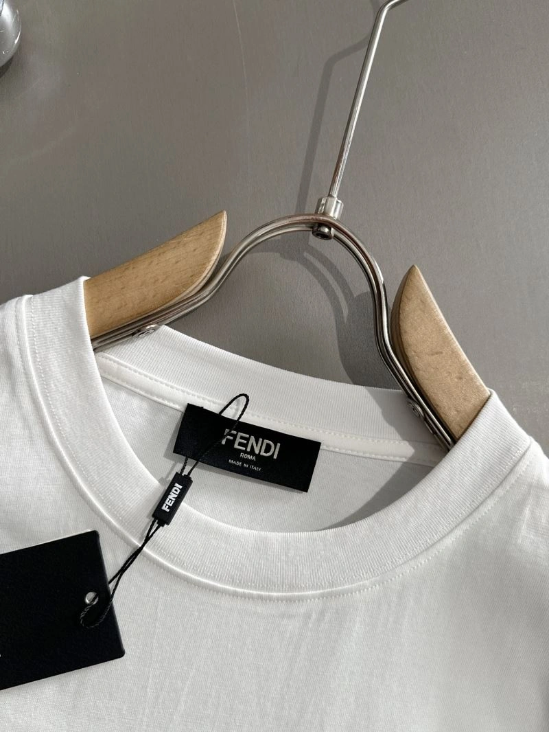 Sporty Fendi T-Shirts 123034