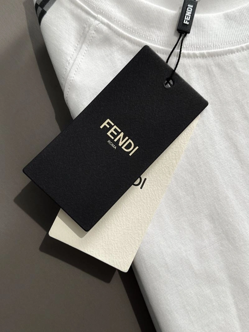 Sporty Fendi T-Shirts 123034