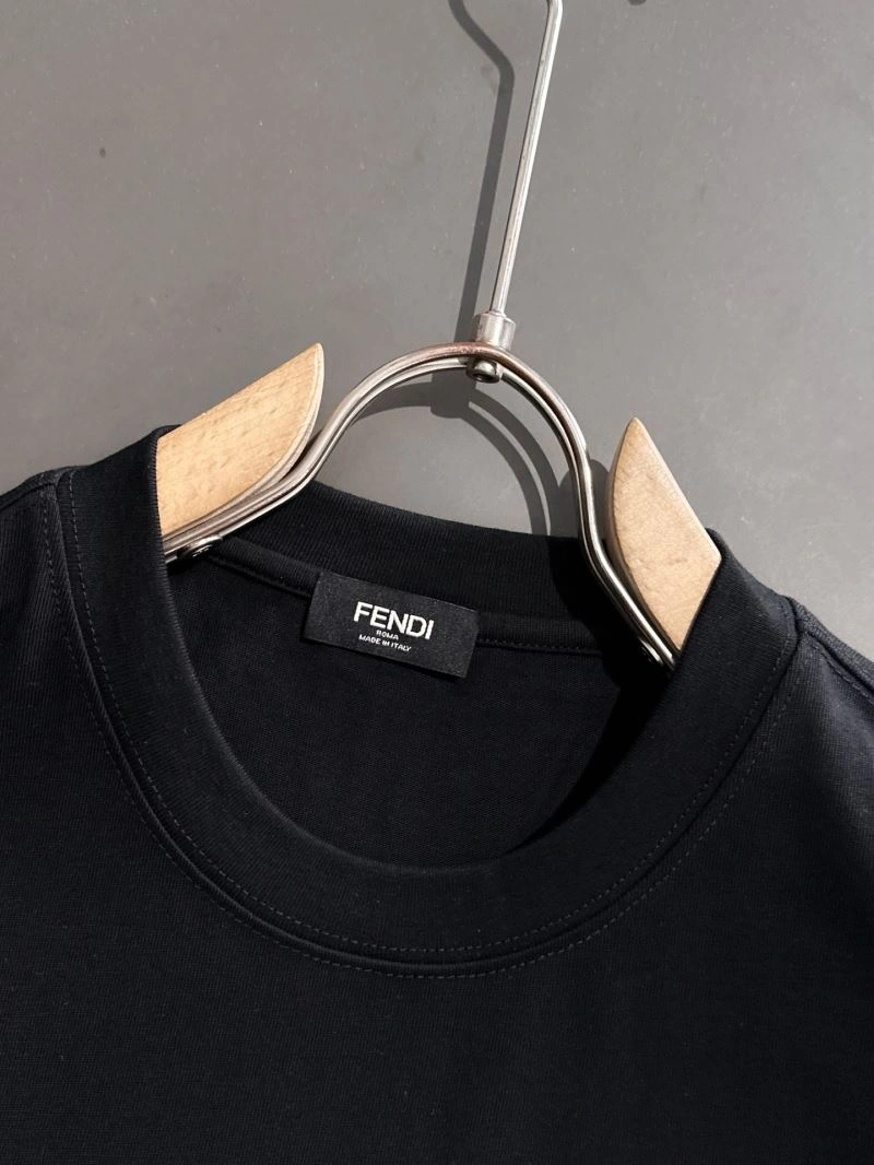 Cozy Fendi T-Shirts 123020