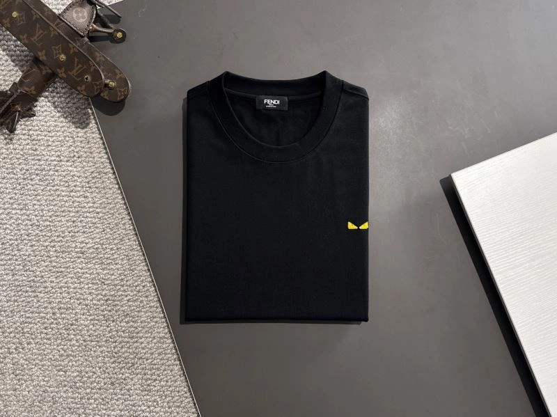 Cozy Fendi T-Shirts 123020