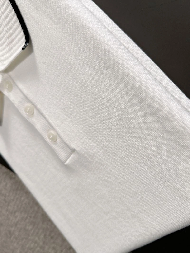 Fendi T-Shirts Durable 123040