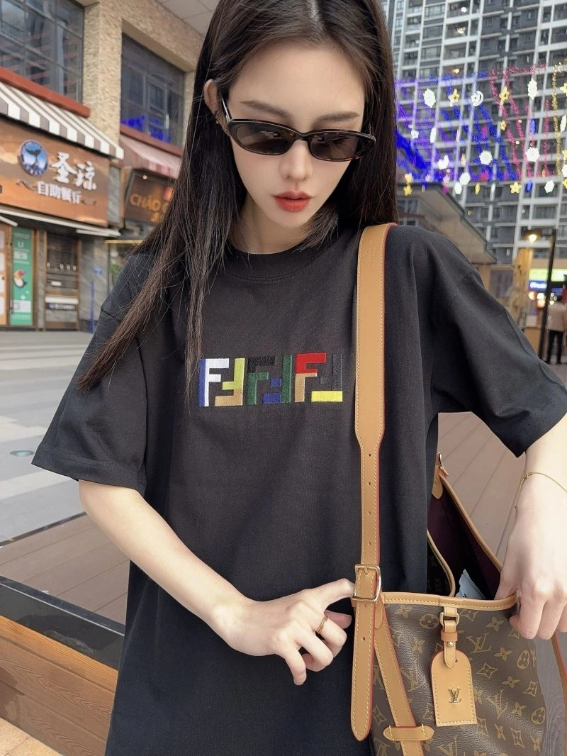 Fendi T-Shirts HighPerformance 123006