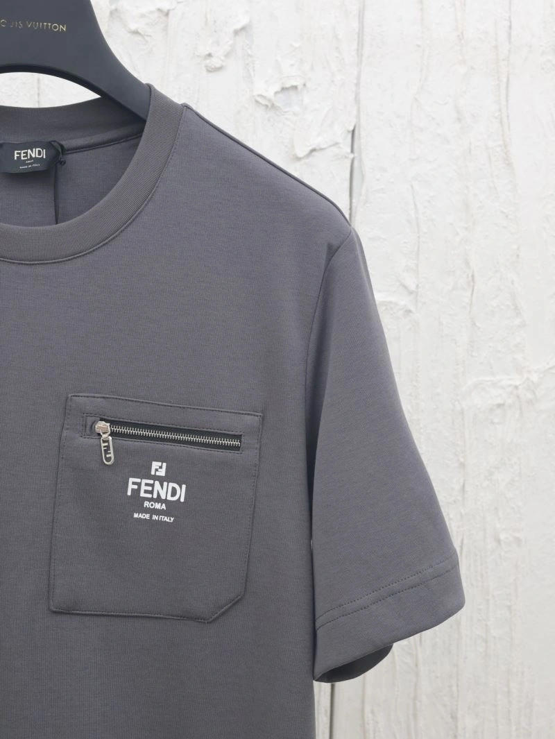 Unisex Fendi T-Shirts 123003