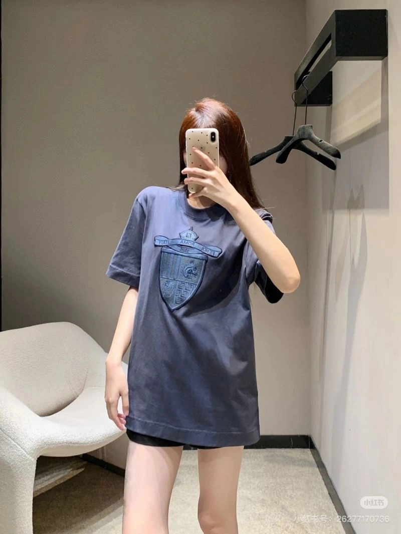 Fendi T-Shirts Resilient 123004