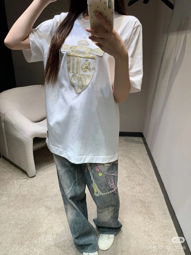 Fendi T-Shirts Resilient 123004