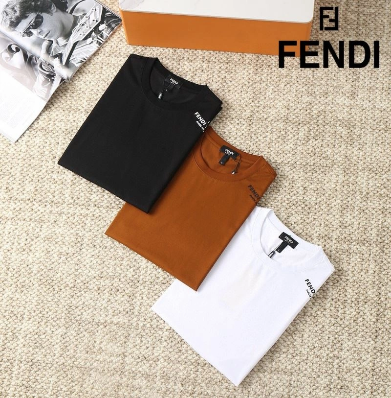 Fendi T-Shirts Youthful 123341