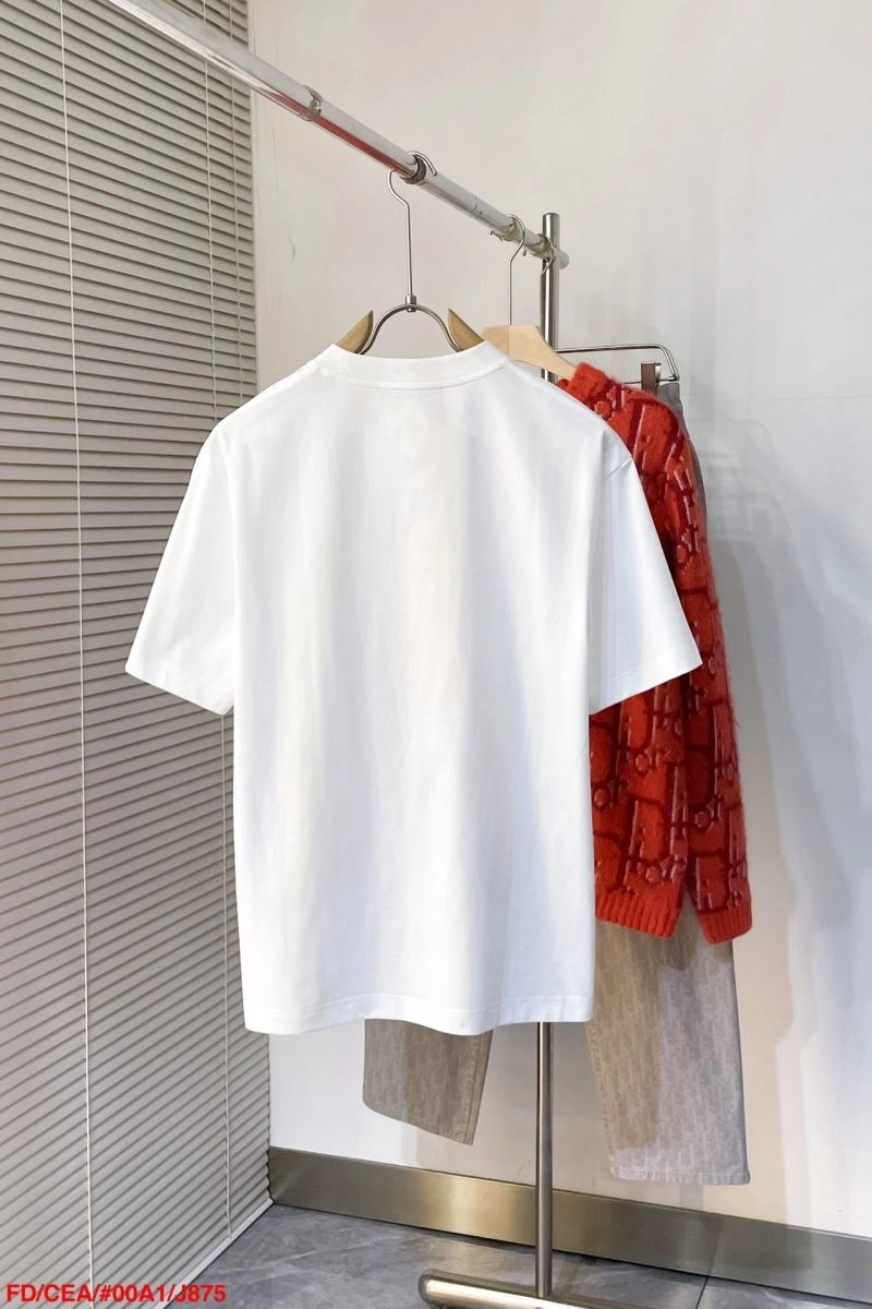 Versatile Fendi T-Shirts 123243