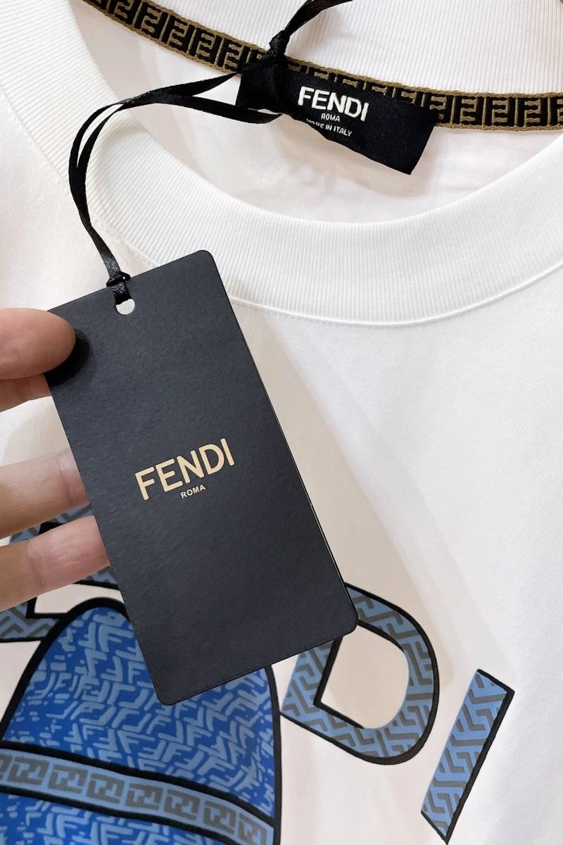 Practical Fendi T-Shirts 123248