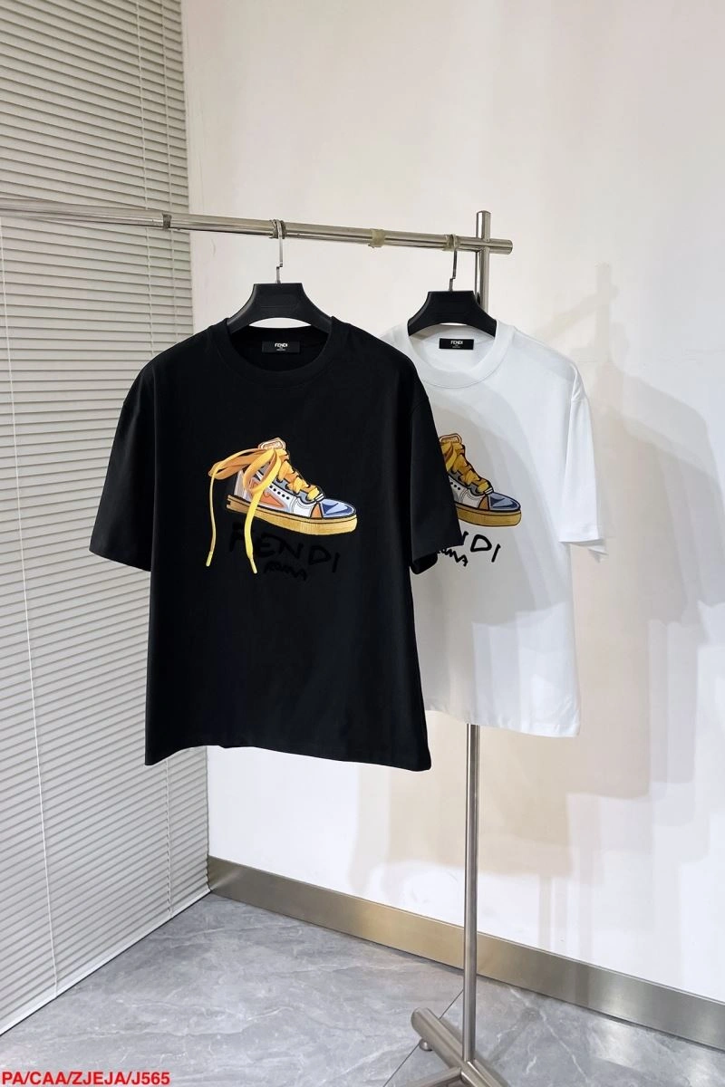 Fendi T-Shirts Vibrant 123240