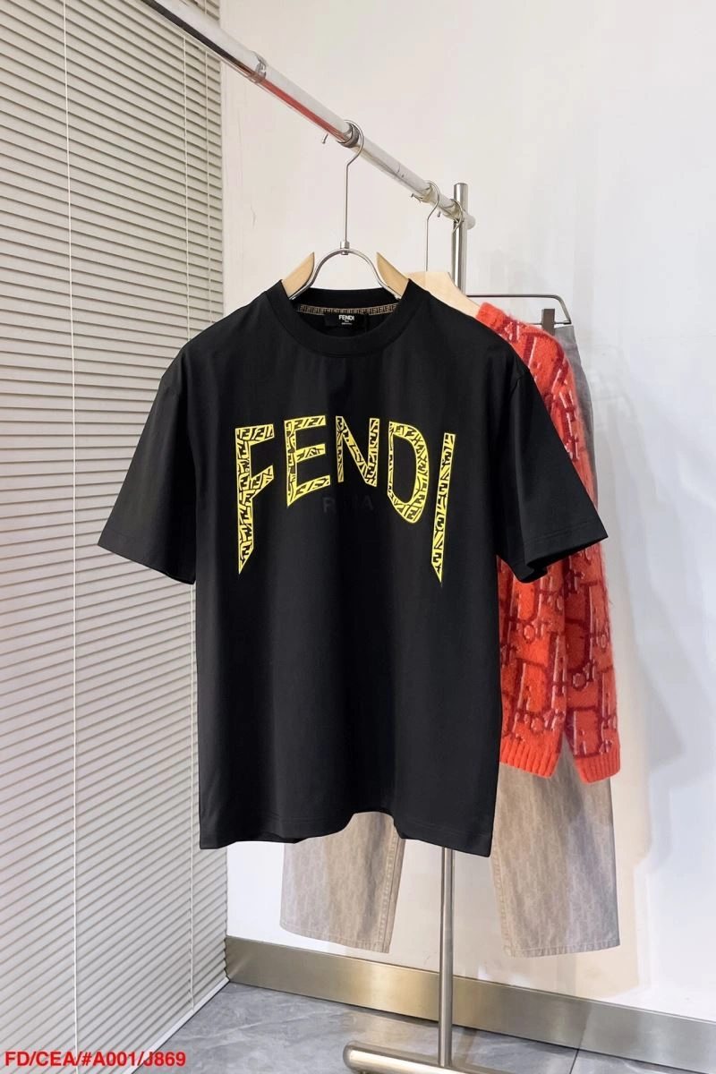 Bold Fendi T-Shirts 123220