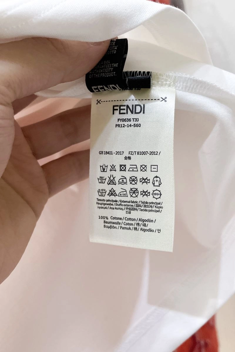 Bold Fendi T-Shirts 123220