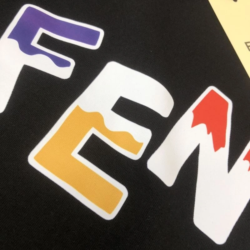 Fendi T-Shirts AllSeason 123196
