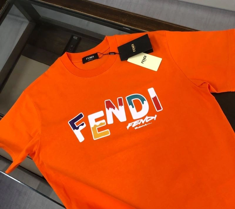 Fendi T-Shirts Minimalist 123180