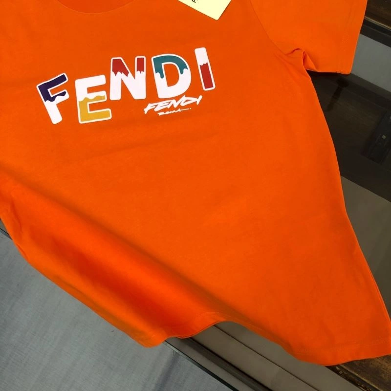Fendi T-Shirts Minimalist 123180