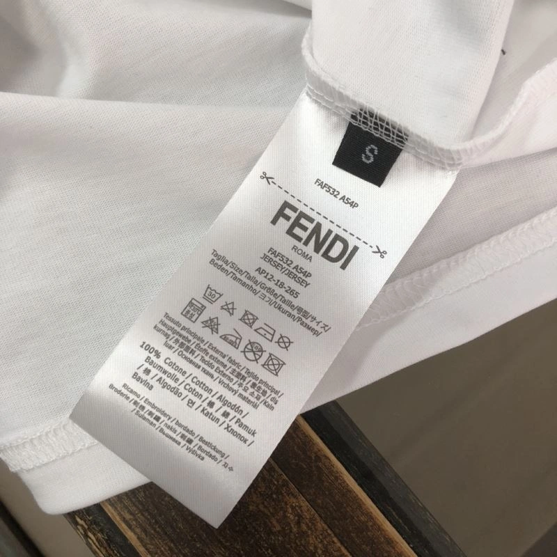 Fendi T-Shirts Cozy 123207