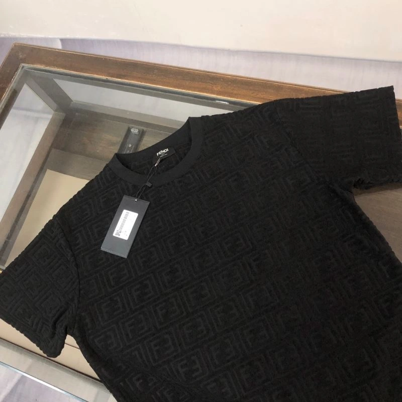 Fendi T-Shirts TimelessDesign 123204