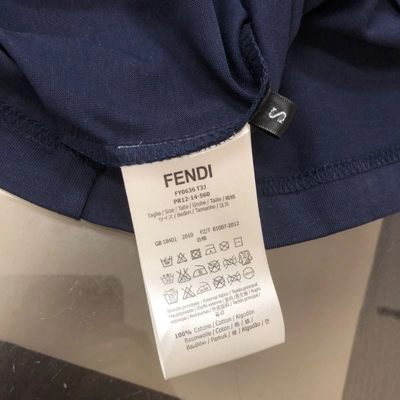 Fendi T-Shirts WaterResistant 123183