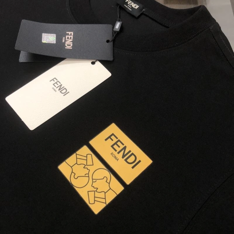 Fendi T-Shirts FlexibleFit 123185