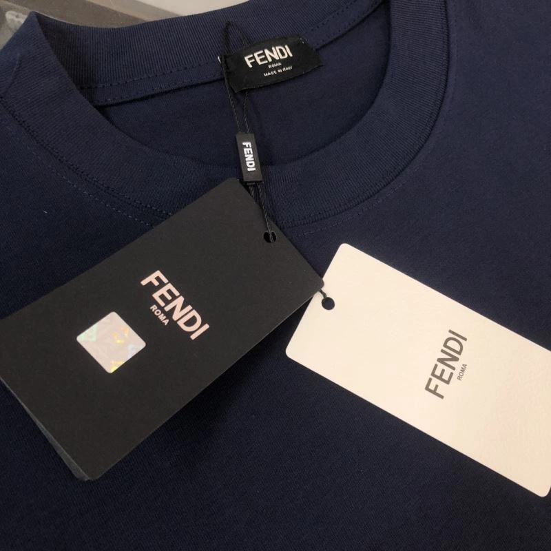 FlexibleFit Fendi T-Shirts 123181