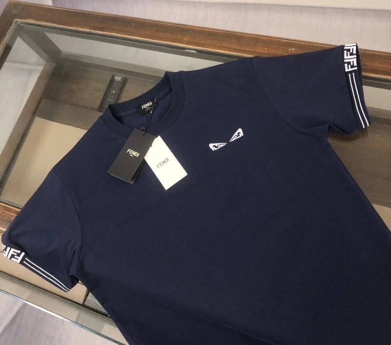 Fendi T-Shirts Breathable 123191